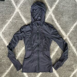 REVERSIBLE Lululemon grey jacket